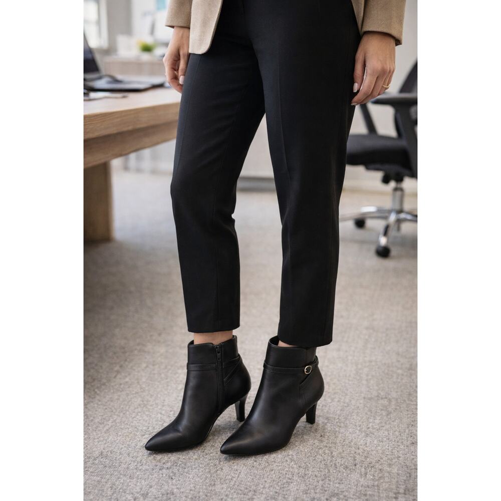 Life Stride Womens Black Ankle Boots Size 7.5M New Comfort Zip Booties